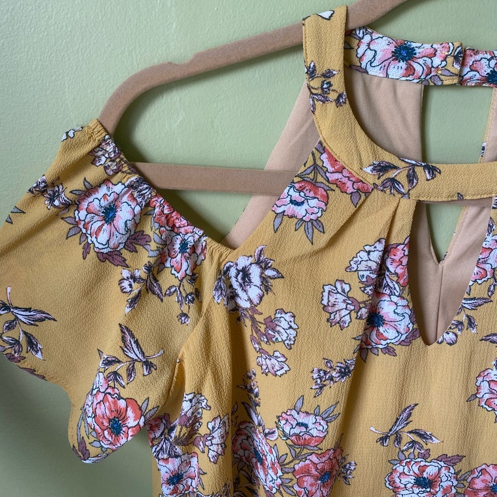 Dress - Picture 2 of 6